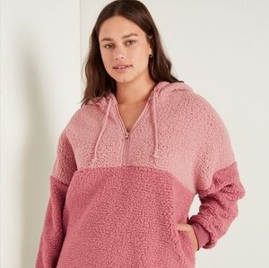 🆕️ Victoria Secret Pink Plush Fleece Pullover